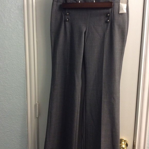 Two piece suit.Jacket size 4 and slacks size 6 - Picture 4 of 4
